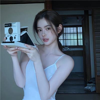 盛开的樱花林下